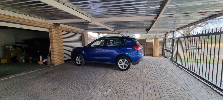 3 Bedroom Property for Sale in Noordhoek Free State